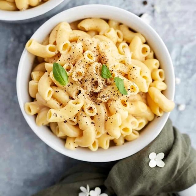 Tray of Mac & Cheese.